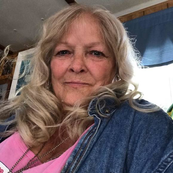 Meet your Posher, Connie - Picture 1 of 1